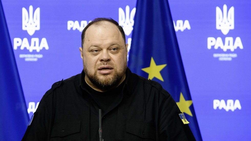 Ukraine could axe one-third of parliament
