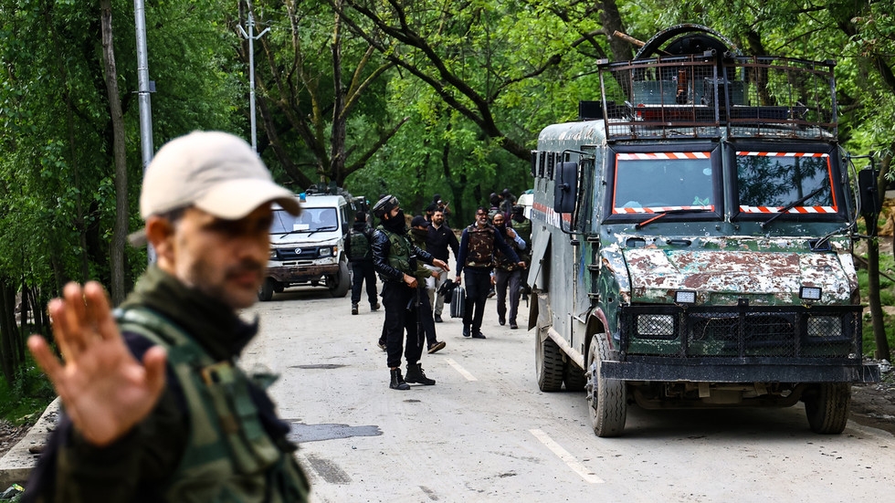 India-Pakistan standoff following Kashmir attack: What we know so far