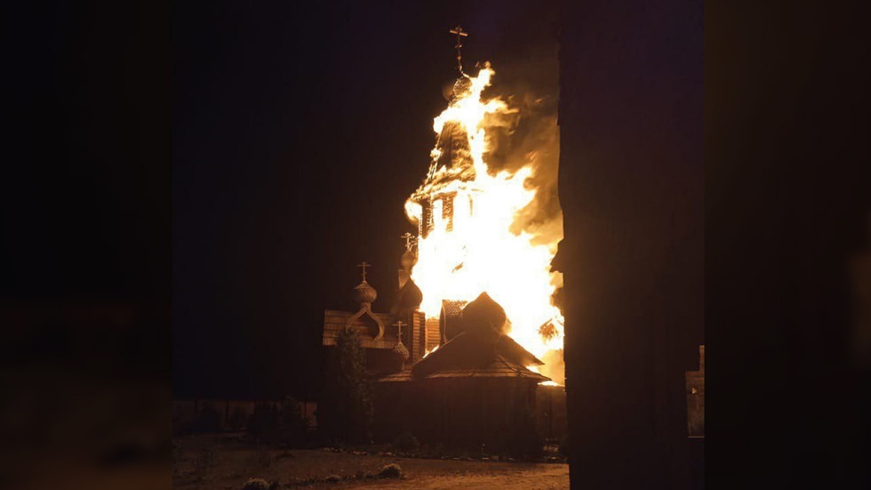 New Jerusalem Temple burns down after Ukrainian attack (VIDEO)
