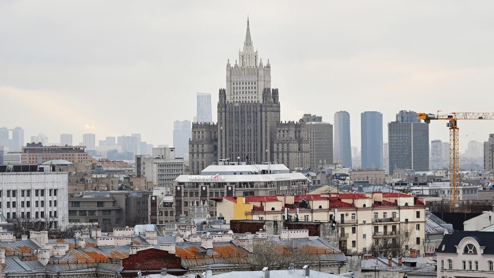 Paris ‘whispers' about mending ties with Moscow