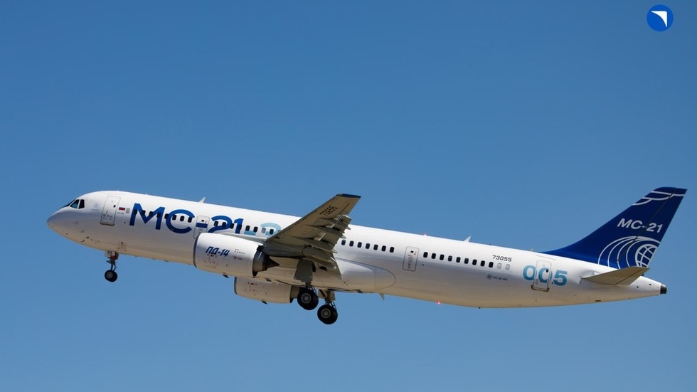New entirely Russian-made airliner makes successful test flight (VIDEO)