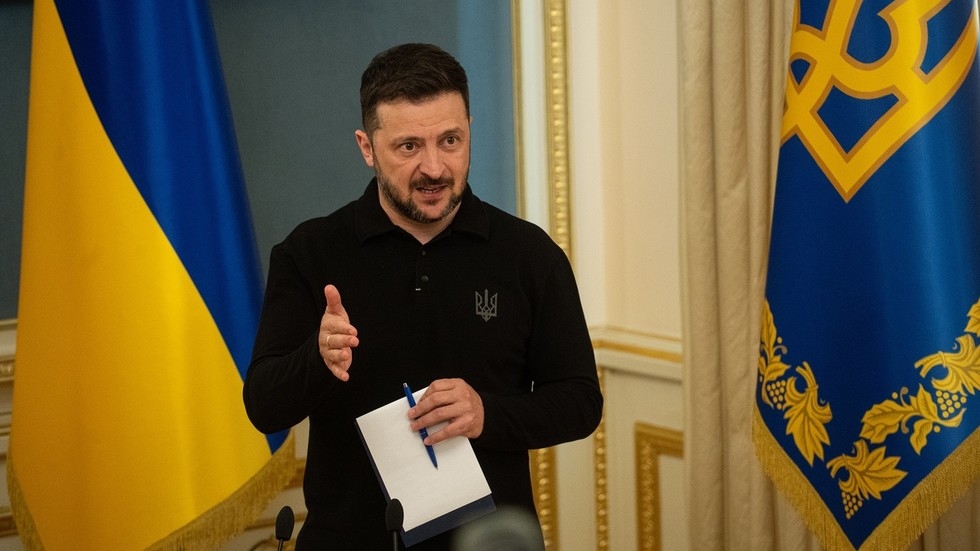Zelensky openly threatening Victory Day terrorist attack