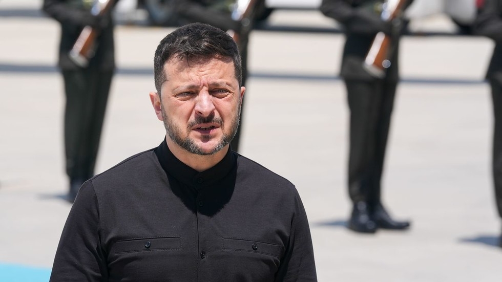 Ukraine won't survive a decade of conflict