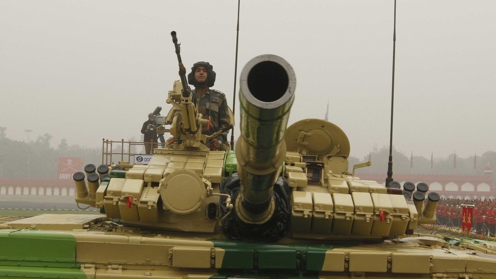 India deployed Russian T-72 battle tanks against Pakistan