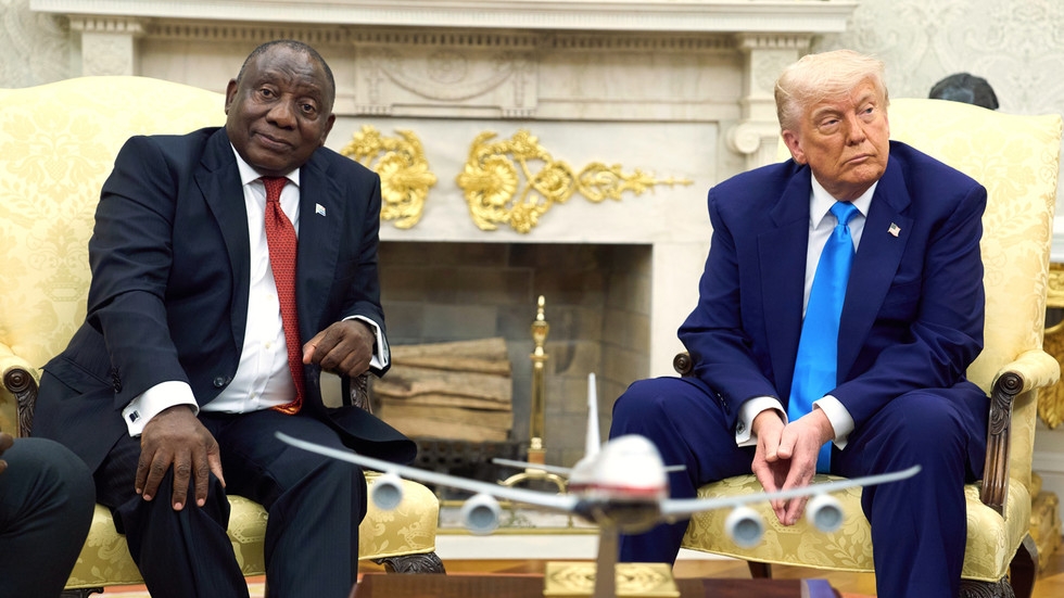 Trumps wonders ‘what the hell' Zelensky was doing in South Africa