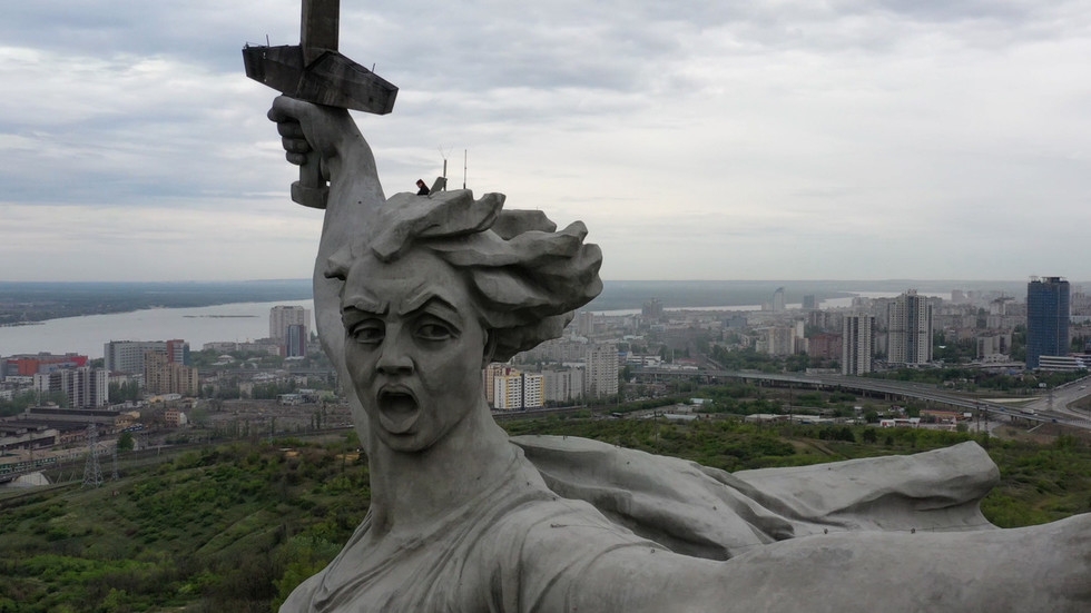 Body found inside the head of iconic WW2 monument