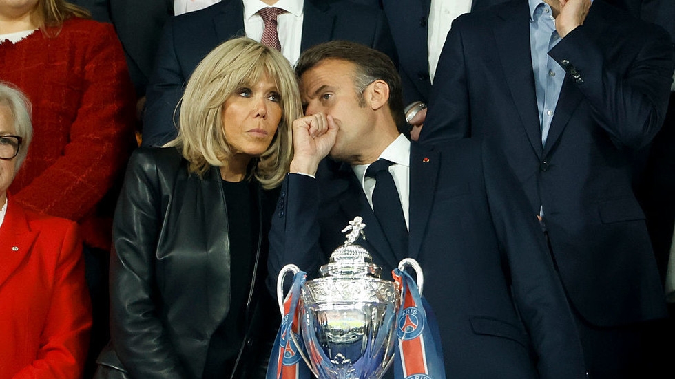 Kremlin speaks out on Macron slap