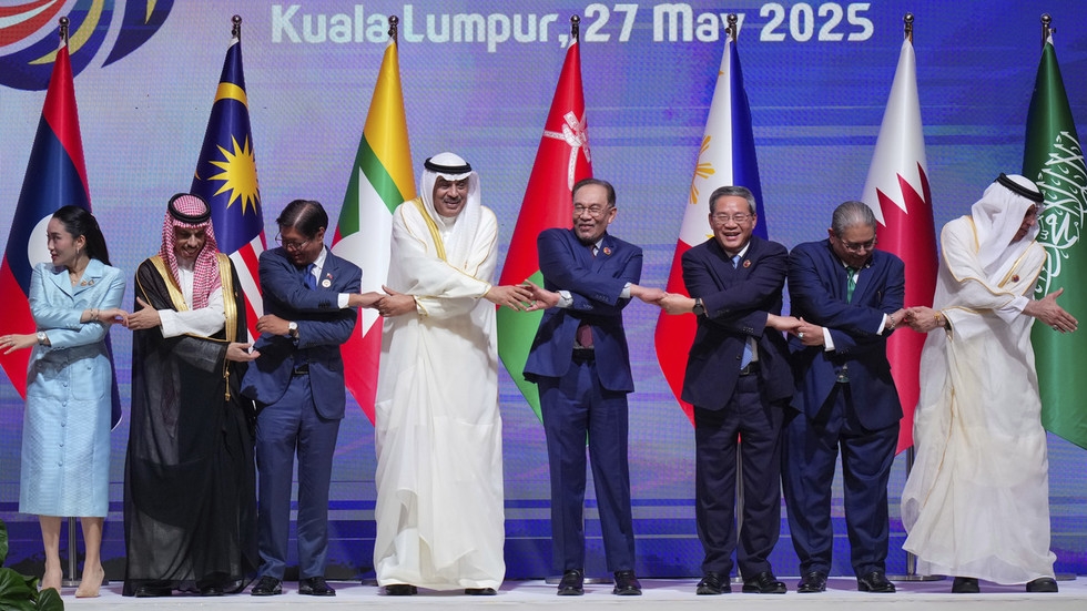 China is building a power triangle to change the world