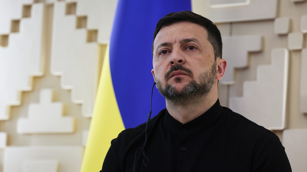 Zelensky dismisses Russia's peace memorandum