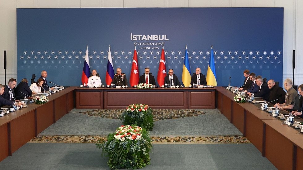 Leaked Ukrainian peace terms differ from version presented to Moscow