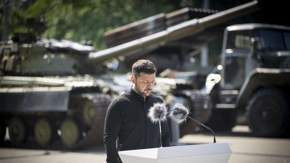 Zelensky knows he's losing
