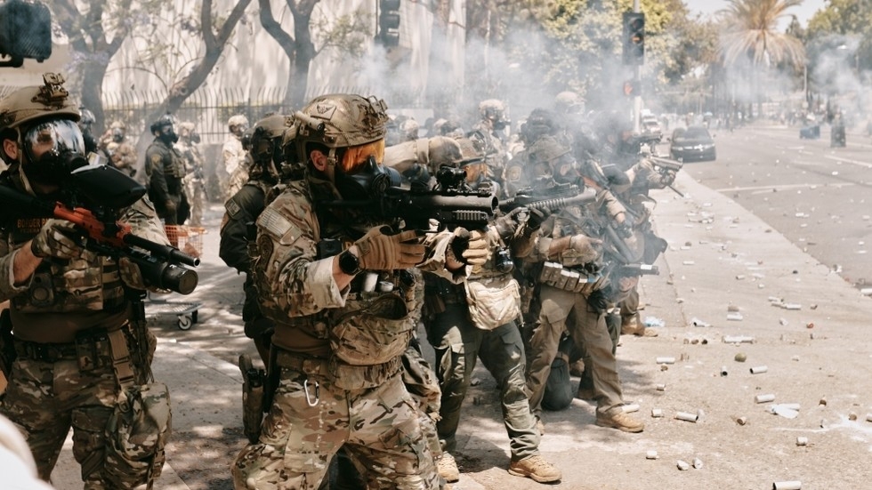 LA cops shoot photojournalist in the head (VIDEO)