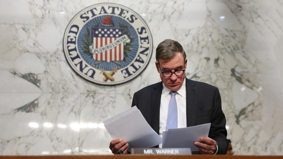 US intel still has no evidence Iran is building nuclear weapon