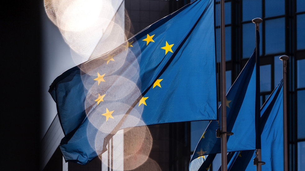 EU to gamble with Russia's frozen assets