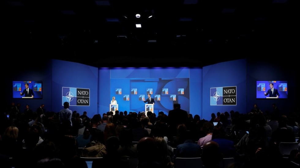 Ukraine barely mentioned in NATO summit communique