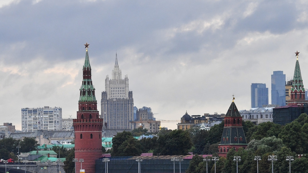 Kremlin responds to prospect of NATO nuclear-capable jets on Russian border