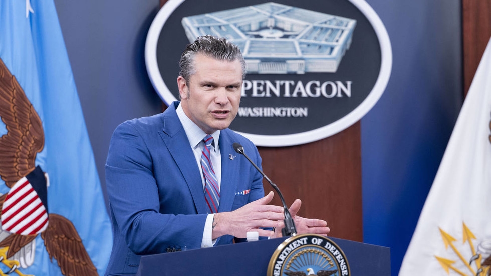 Pentagon halts weapons supplies to Kiev over depleting stockpiles