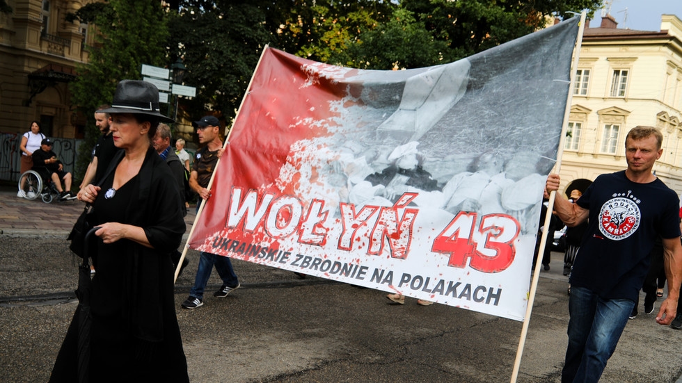 Polish president approves memorial day for victims of Ukrainian Nazi collaborators