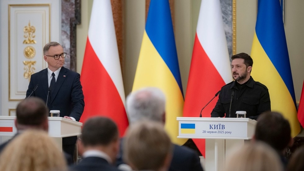 Zelensky claimed he ‘never heard of' Ukrainian Nazi collaborators' crimes