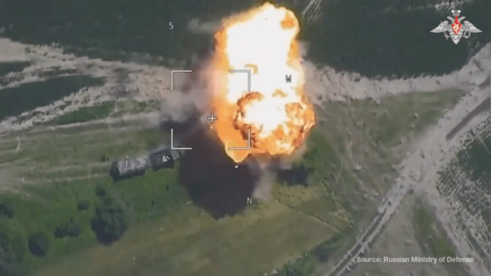 Russian kamikaze drone destroys Ukrainian radar (VIDEO)