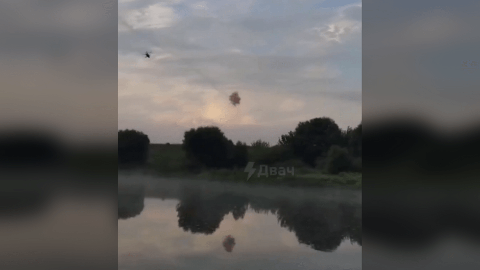 Russian ‘alligator' obliterates Ukrainian drone (VIDEO)