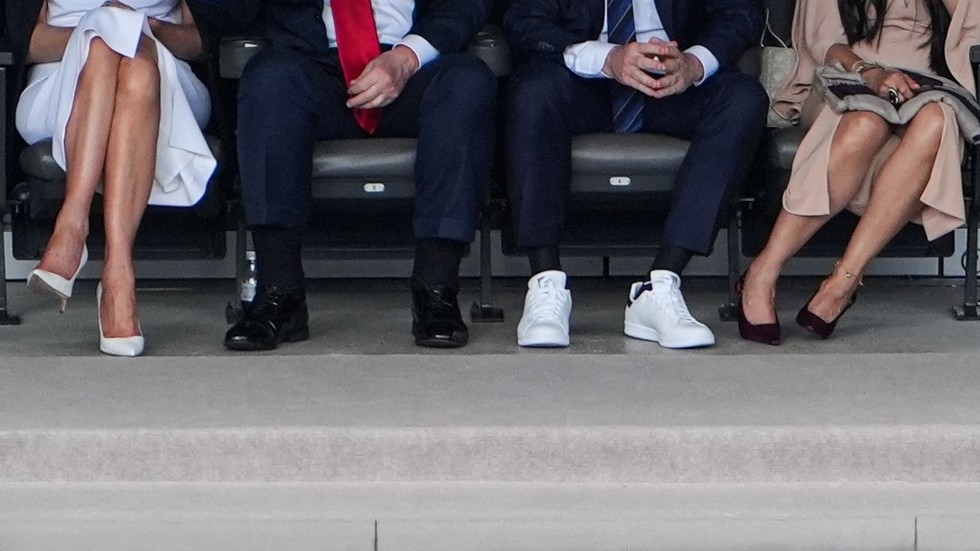 White House explains Trump's swollen ankles and bruised hand