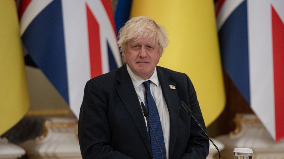 Ex-PM ‘sad' Brits losing interest in Ukraine