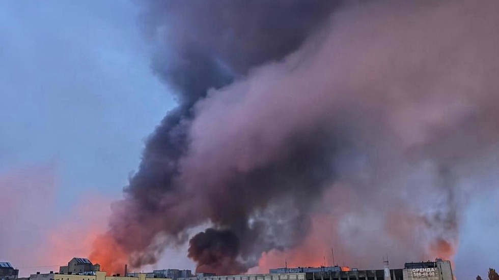 Kiev hit by missiles and drones in reported Russian strike (VIDEOS)