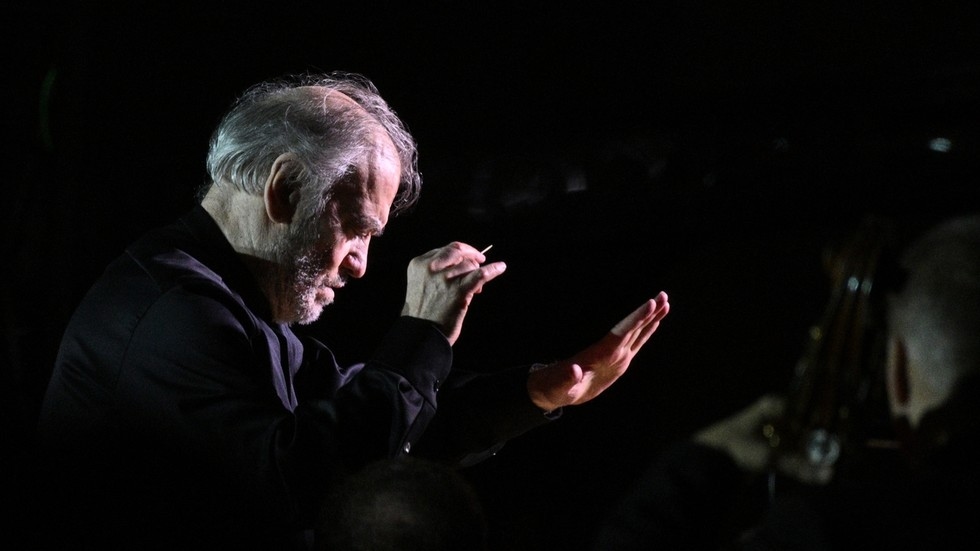 Star Russian conductor's concert in Italy canceled