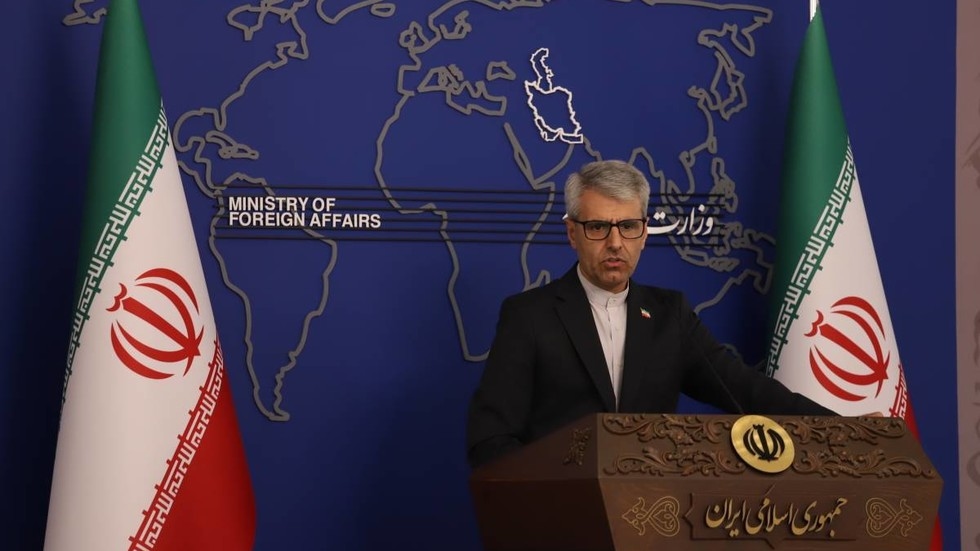 Iran announces nuclear talks with Russia and China