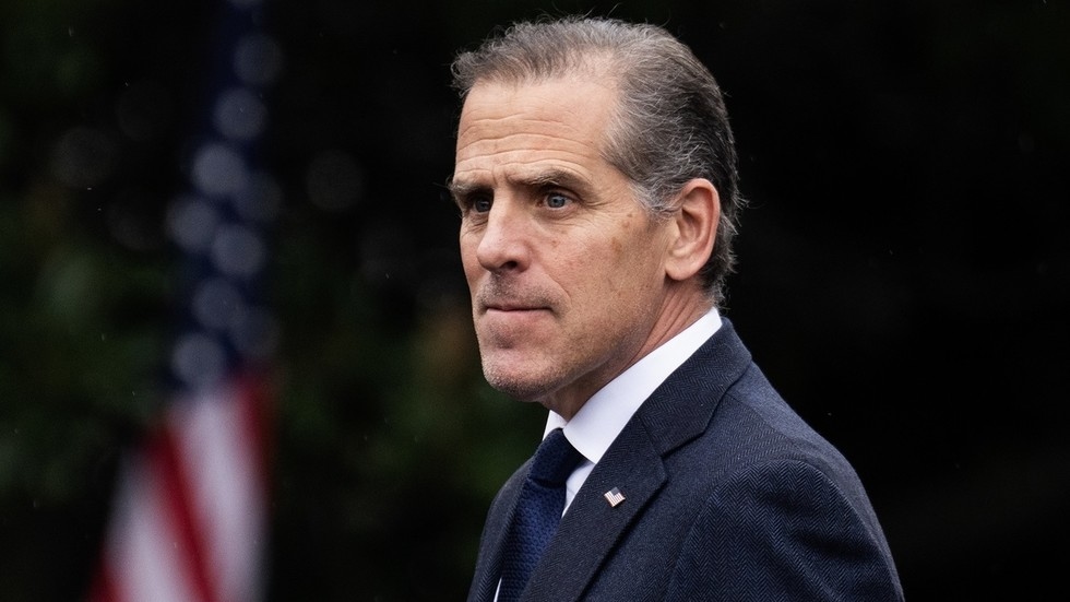 Hunter Biden says he'd invade El Salvador