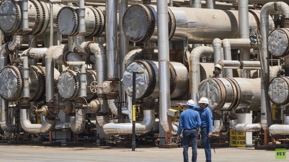 Sanctioned Indian refiner sues Microsoft over service suspension
