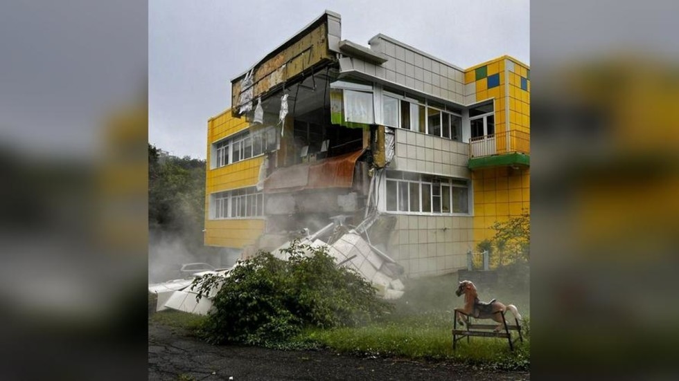 Powerful earthquake in Russia's Far East sparks tsunami alerts (VIDEOS)