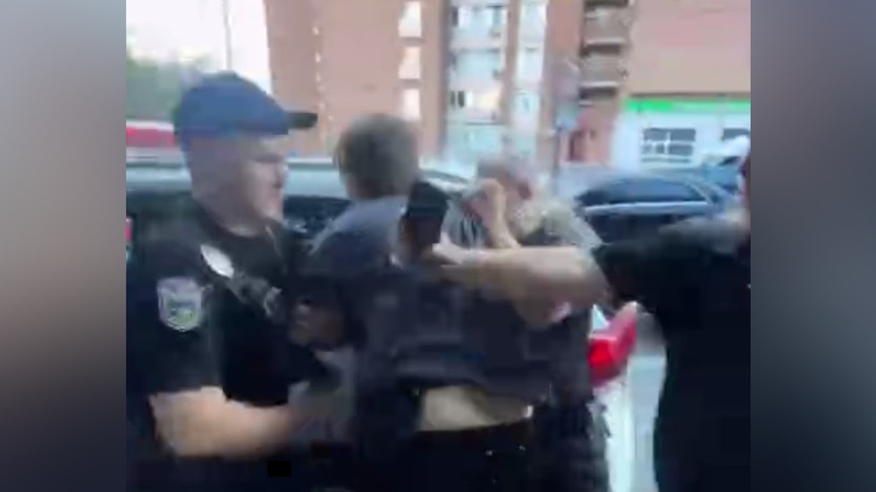 Mobilization proceeding ‘normally'