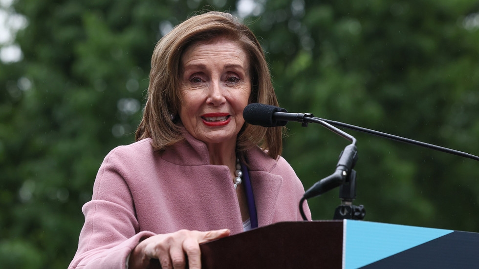 Trump demands Pelosi probe