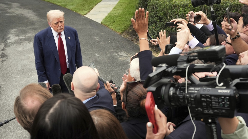 Trump ‘prepared' for nuclear war with Russia