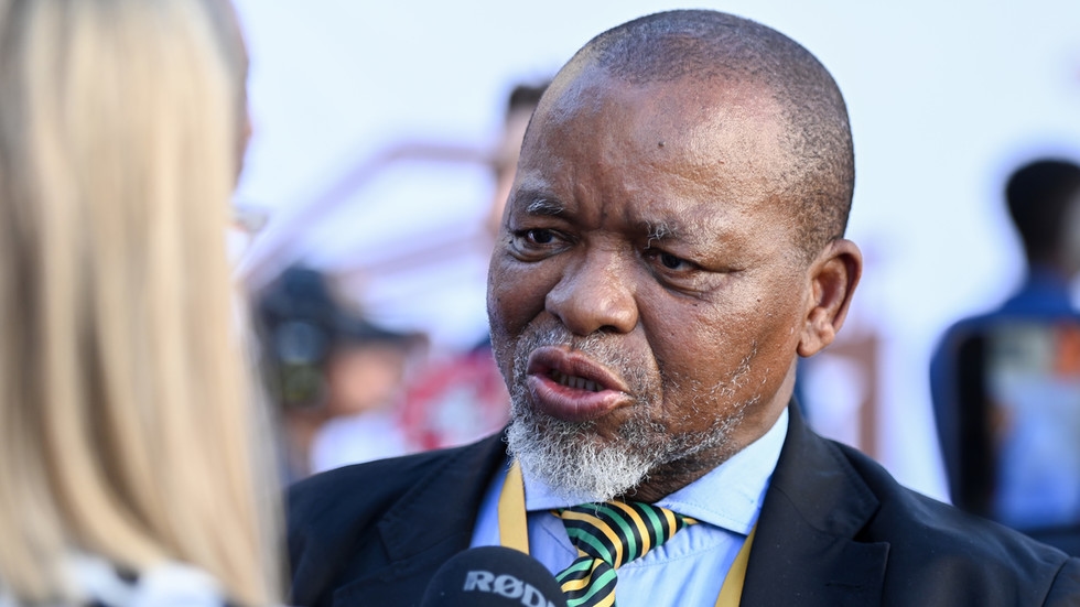 South Africa rejects industry push to favor US in mineral trade