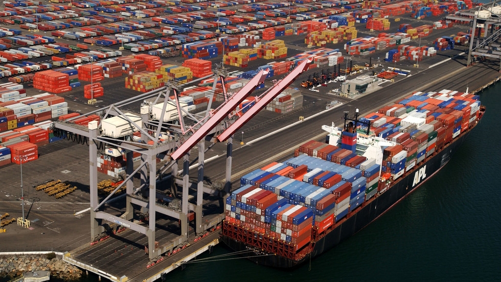 Trump's sweeping new tariffs take effect