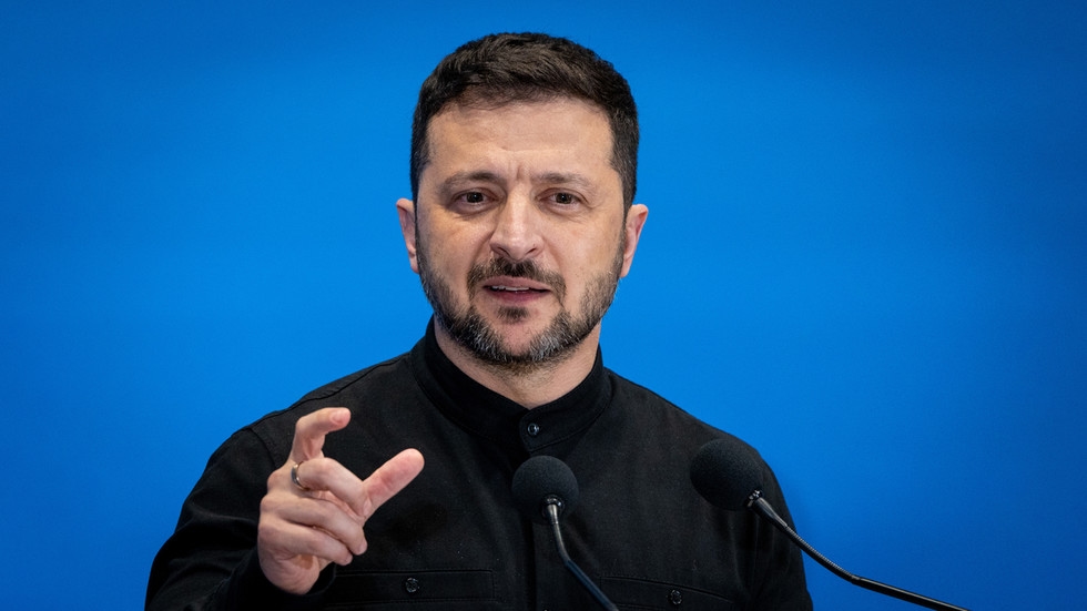 Zelensky's inner circle funneled millions to the Middle East