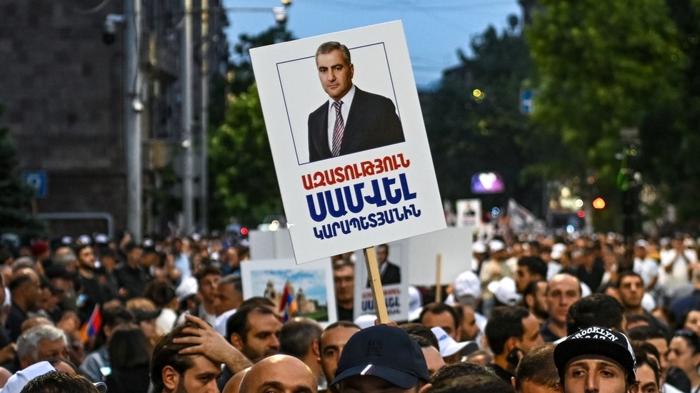 Jailed Russian-Armenian tycoon's family files $500mn lawsuit against Yerevan