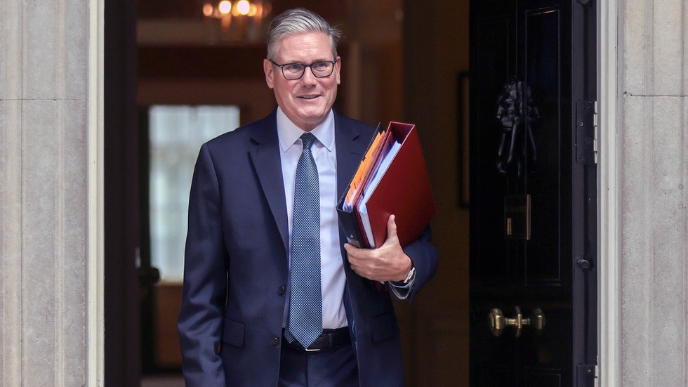 UK massively underreporting true cost of Indian Ocean base deal
