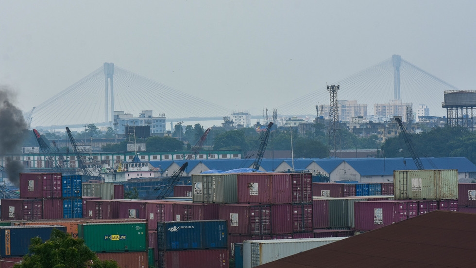 India plans to diversify non-US trade