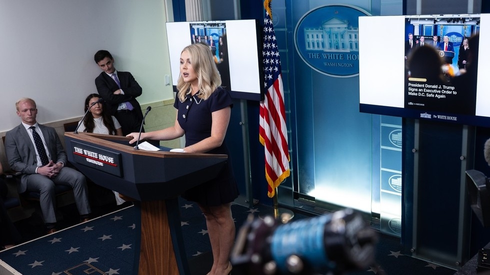 White House discloses Trump's approach to Putin summit