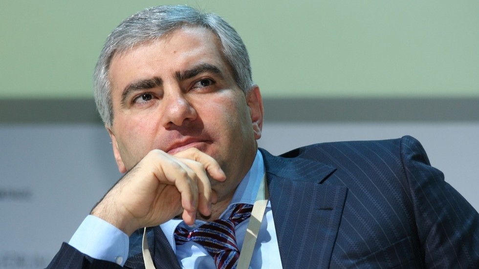 Yerevan court extends Russian-Armenian tycoon's arrest