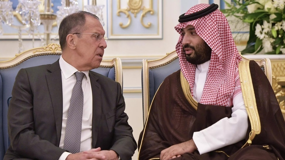 لافروف وبن سلمان يبحثان الاتفاقات الثنائية والقضايا الأمنية