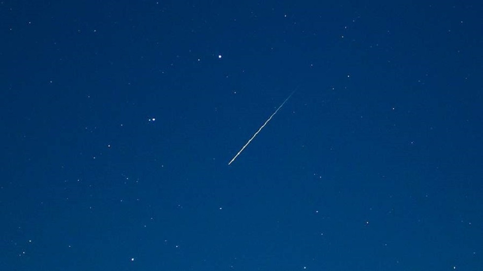 فلكي يتوقع هطول أمطار نيزكية بعد اصطدام كويكب بالقمر