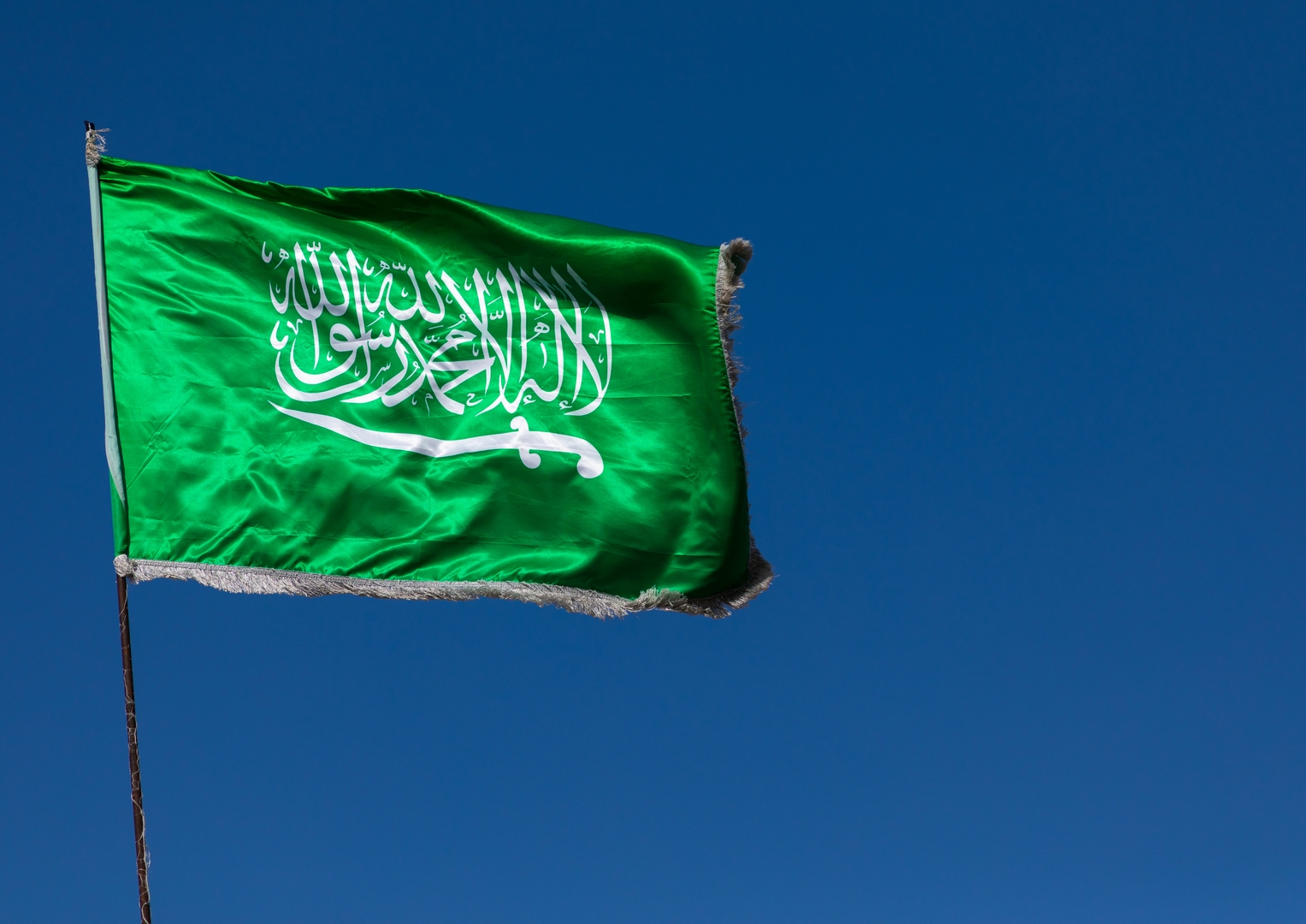 السعودية..  أمير الخفجي السابق يتحدث عن ولاء جده للملك عبد العزيز (فيديو)