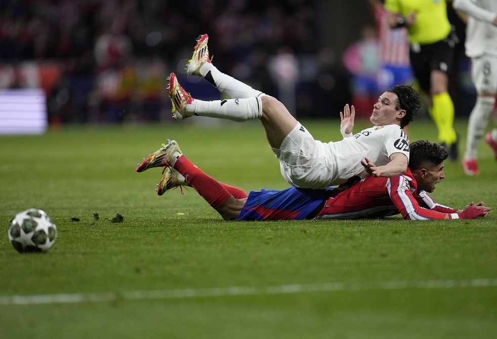 ريال مدريد يخرج من عنق الزجاجة أمام أتلتيكو مدريد (فيديو)
