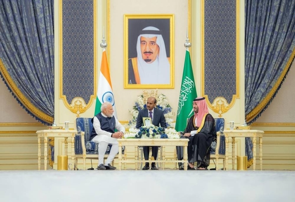 ولي العهد السعودي ورئيس وزراء الهند يعقدان جلسة مباحثات رسمية في جدة