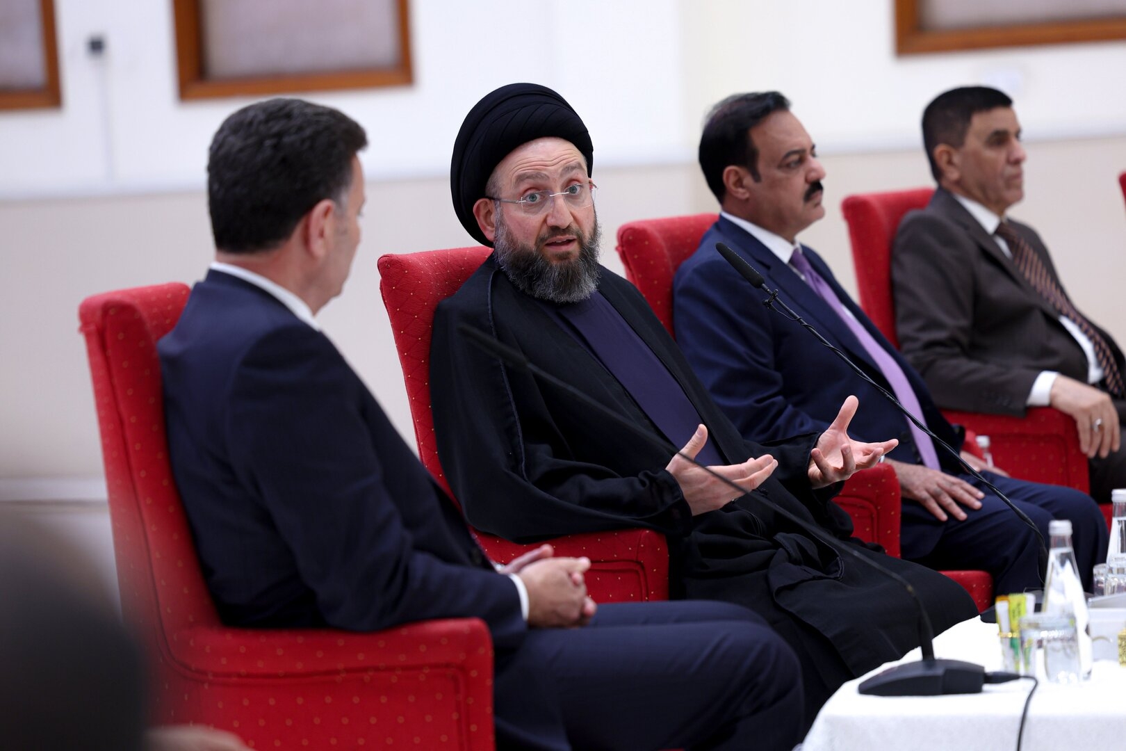 عمار الحكيم يدعو الى ضبط التصريحات التي تؤثر في العلاقة بين العراق والأردن